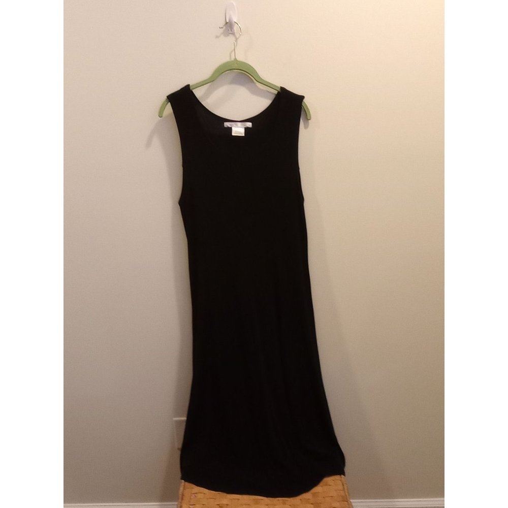 Kiara Black Maxi Dress size XL long and sleevless
